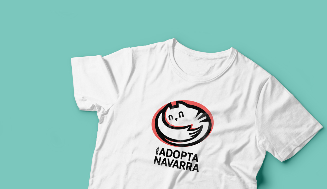 diseño de camiseta corporativa de Adopta Navarra